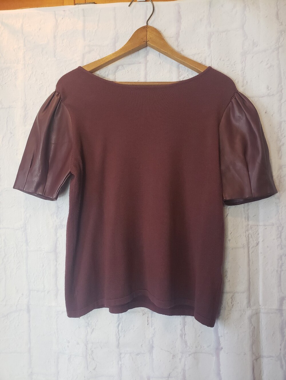 SIONI MILANO Sweater Top  Faux Leather Sleeves Large